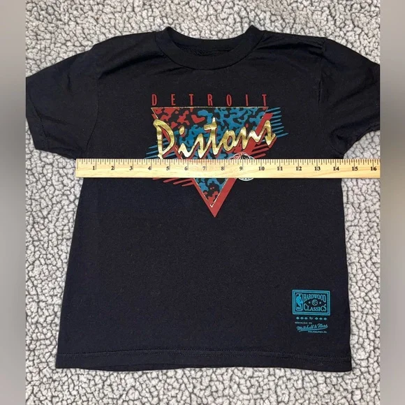 Detroit Pistons Mitchell & Ness Hardwood Classics t shirt retro logo youth sz 7 - Picture 3 of 5